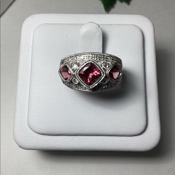 NEW, 14k W.G. PINK TOURMALINE RING - Picture 6 of 9